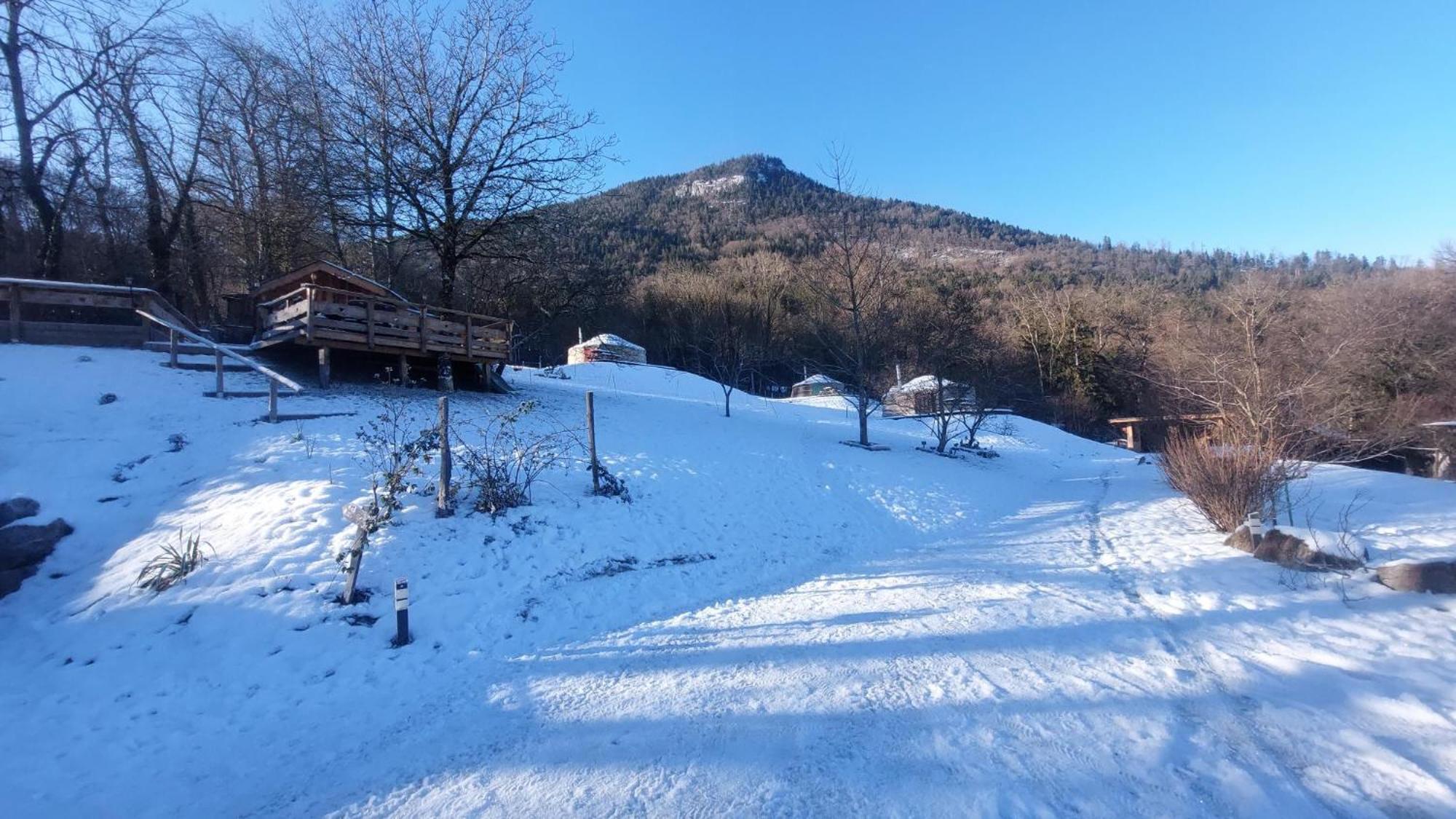 Yourtes Olachat Proche Annecy *